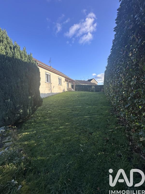 Maison - 90 m² - 5 pièces