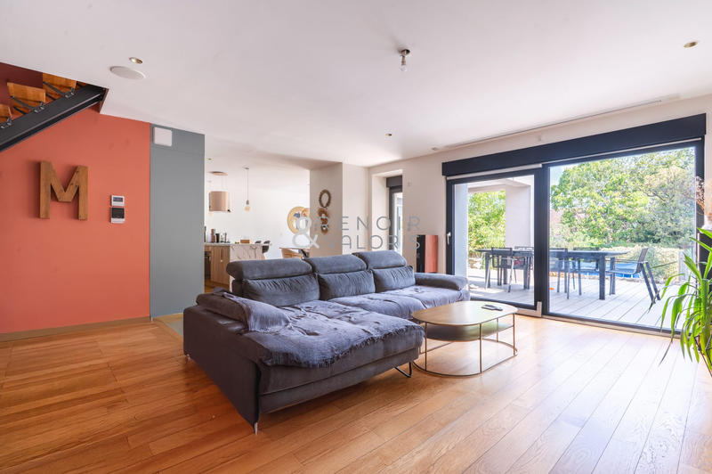 Maison - 160 m² - 5 pièces