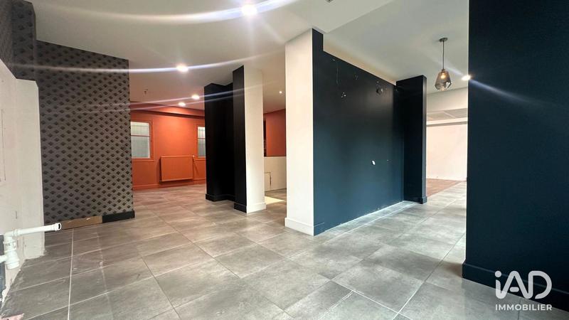 Local commercial - 111 m²