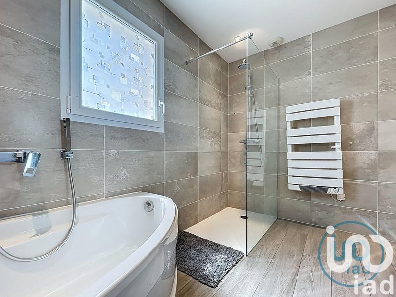 Maison - 113 m² - 4 pièces