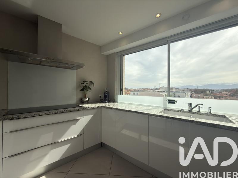 Appartement - 92 m² - 4 pièces