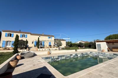 Propriété - 190 m² - 6 pièces