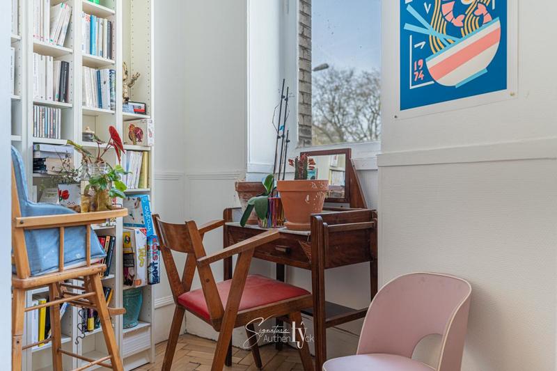 Appartement - 188 m² - 6 pièces