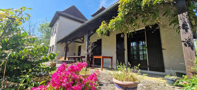 Maison - 195 m² - 7 pièces