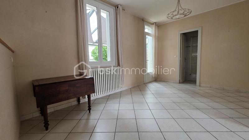 Maison de ville - 136 m² - 6 pièces