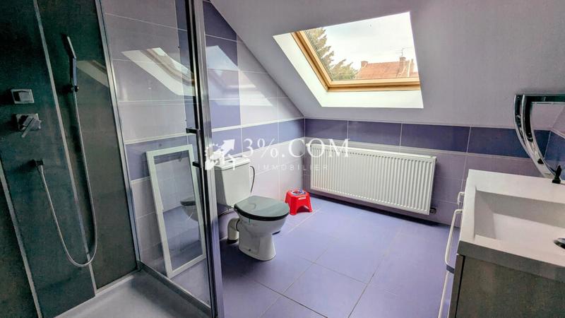 Maison - 180 m² - 7 pièces