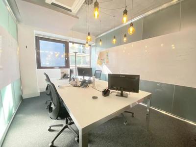 Bureau - 226 m²