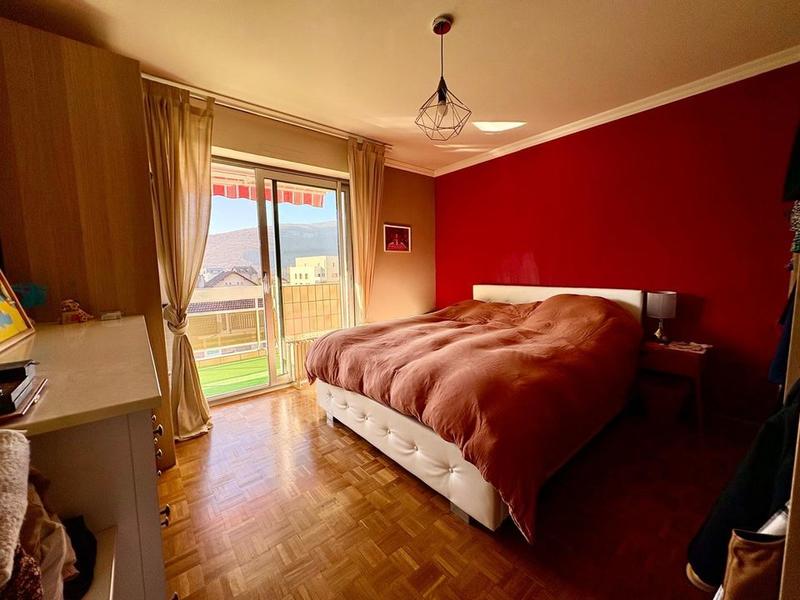 Appartement - 77 m² - 3 pièces