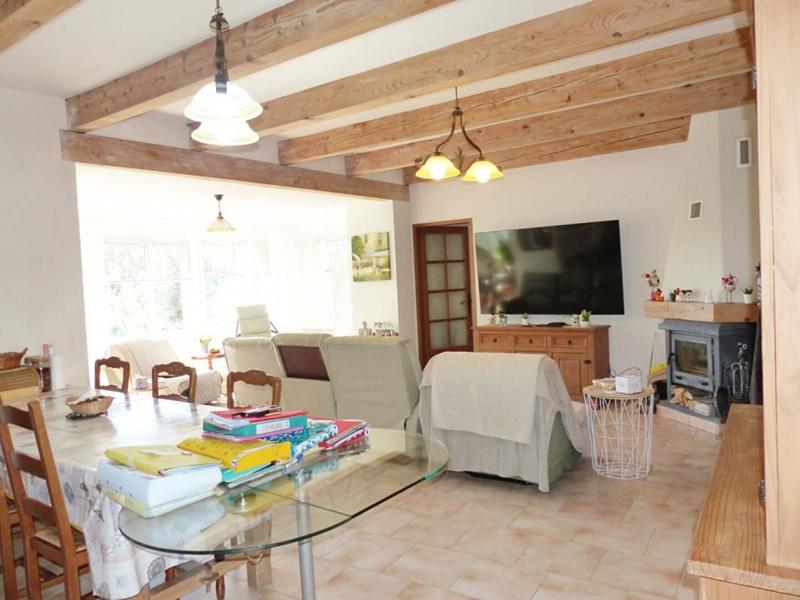 Maison - 186 m² - 8 pièces