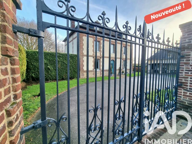 Maison - 200 m² - 10 pièces