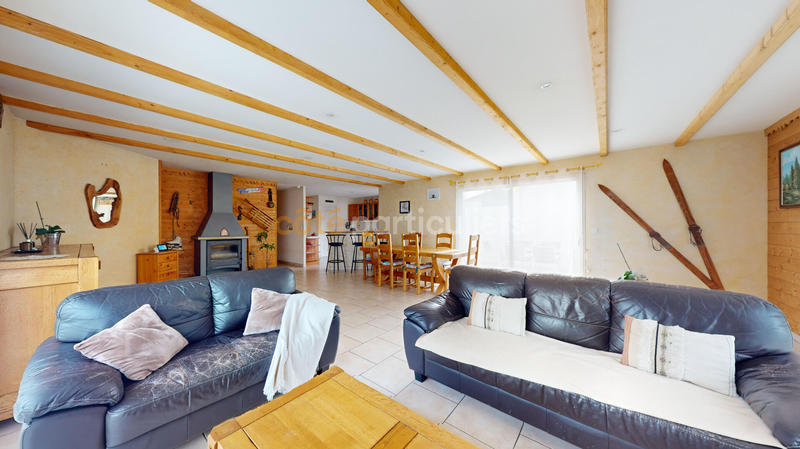 Maison - 134 m² - 6 pièces