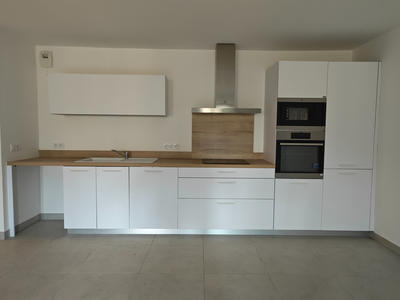 Appartement - 81 m² - 3 pièces