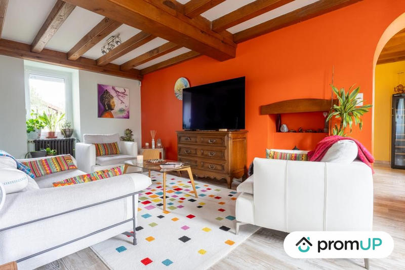 Maison - 220 m² - 6 pièces