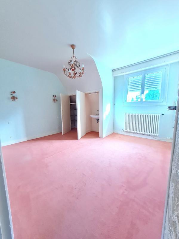 Maison - 170 m² - 7 pièces