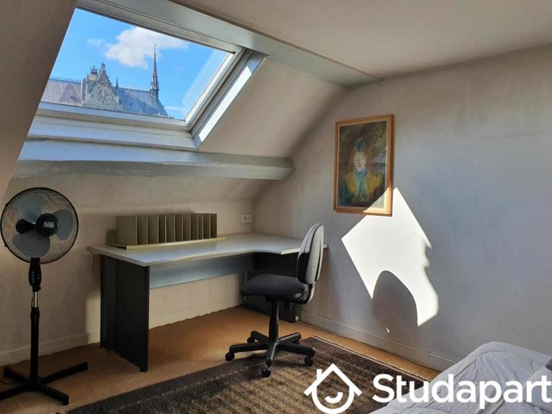 Chambre - 14 m² - 1 pièce