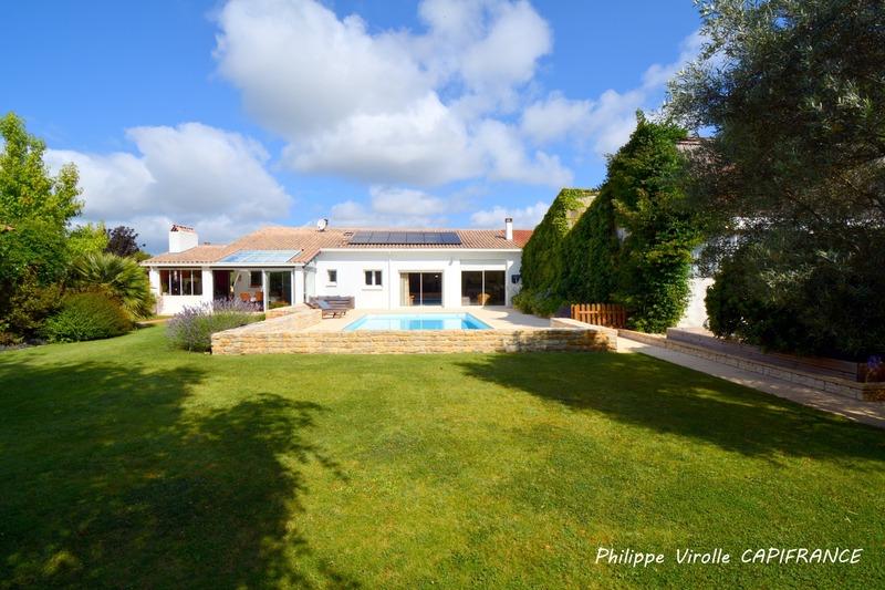 Villa - 196 m² - 7 pièces