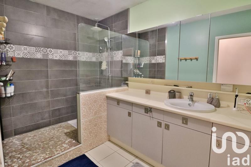 Maison - 199 m² - 8 pièces