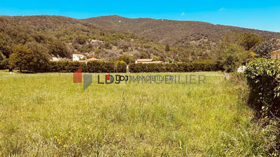 Terrain - 1 073 m²