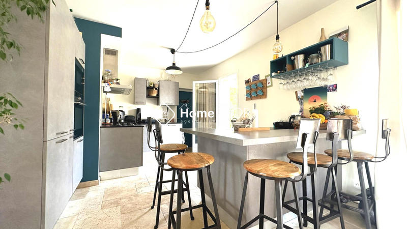 Villa - 150 m² - 5 pièces