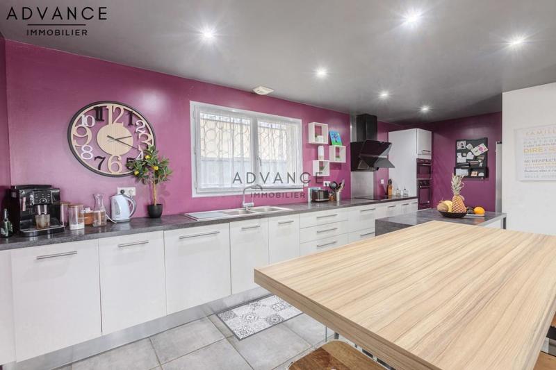 Maison - 150 m² - 7 pièces