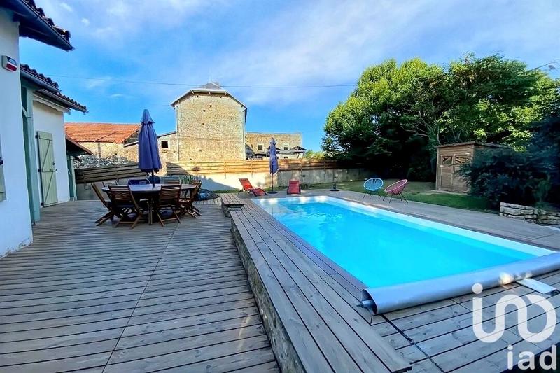 Maison - 190 m² - 7 pièces