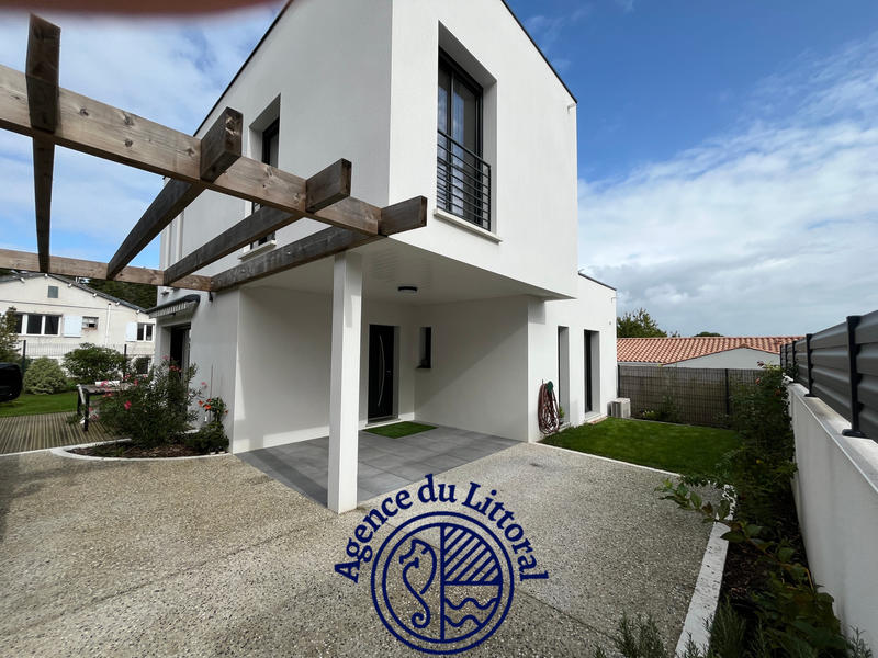 Maison - 103 m² - 4 pièces