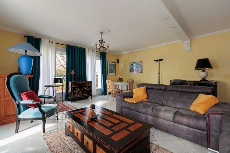 Maison - 200 m² - 6 pièces