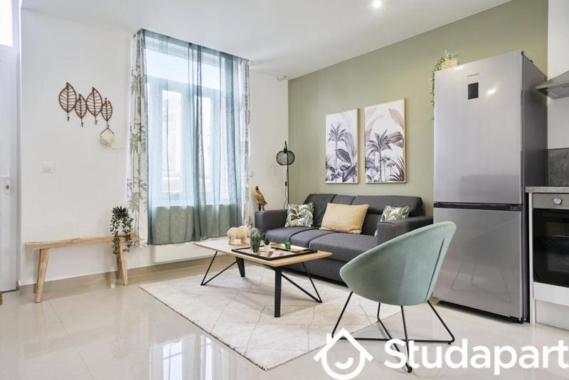 Chambre - 12 m² - 1 pièce