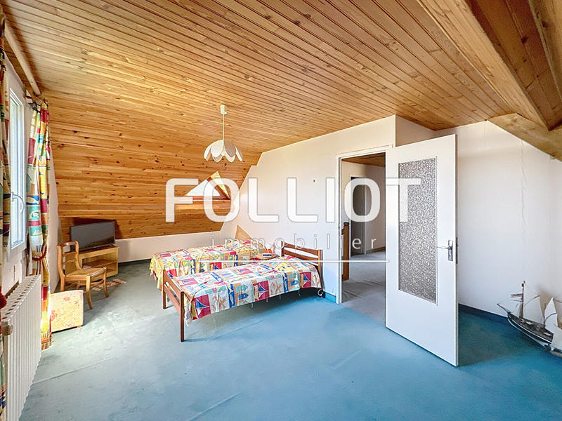 Maison - 159 m² - 7 pièces