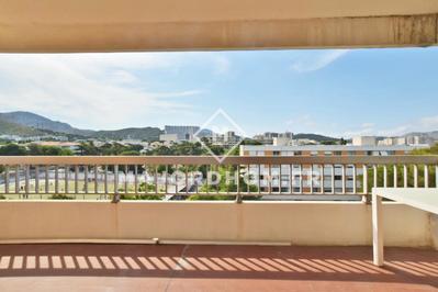 Appartement - 80 m² - 3 pièces