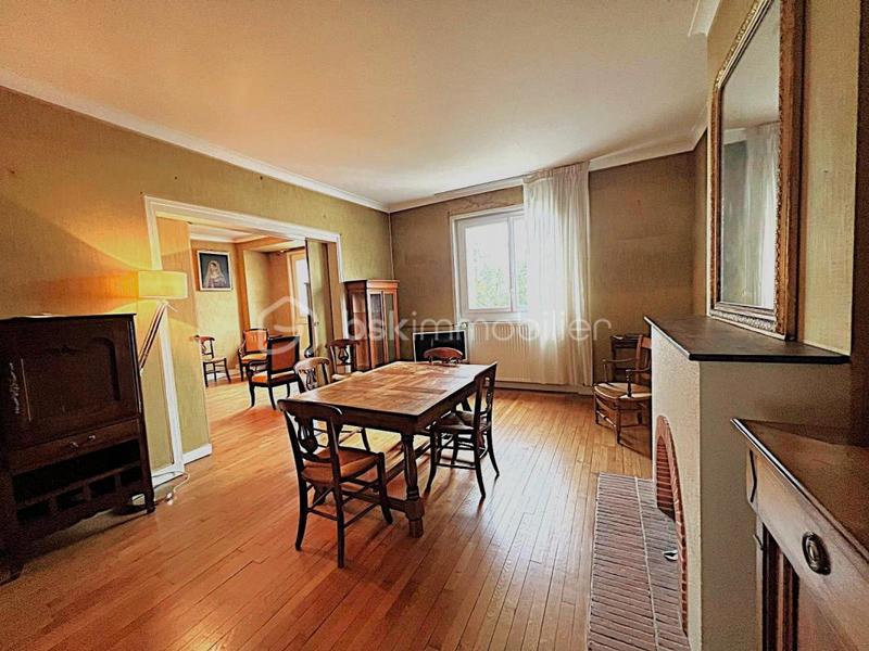 Appartement - 99 m² - 5 pièces