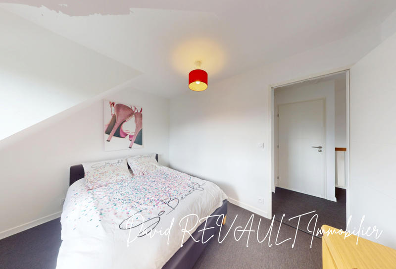 Maison - 180 m² - 7 pièces