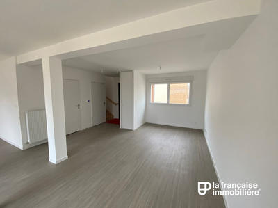 Maison - 98 m² - 4 pièces