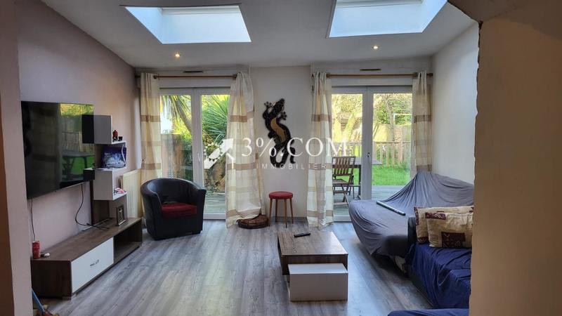 Maison - 180 m² - 7 pièces