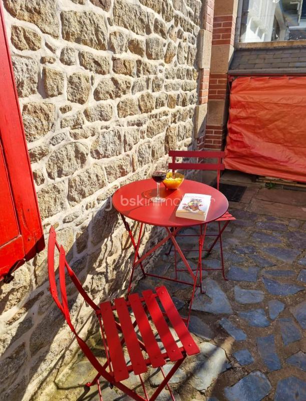 Maison en pierre - 82 m² - 3 pièces