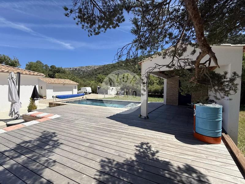 Maison - 150 m² - 5 pièces