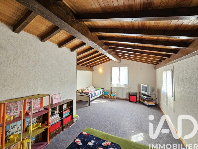 Maison - 137 m² - 5 pièces
