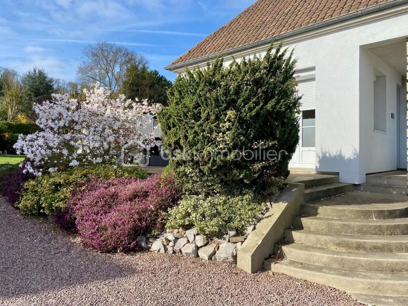 Pavillon - 100 m² - 5 pièces