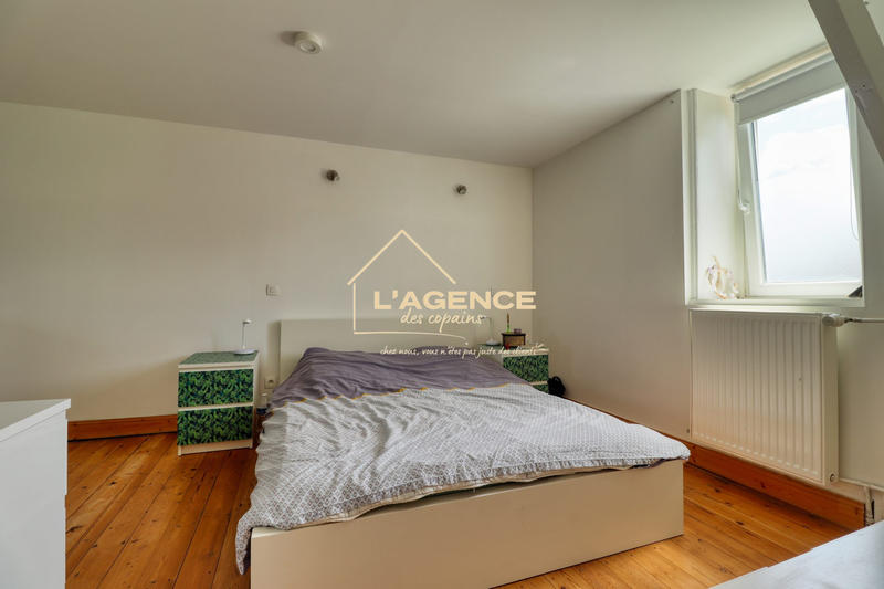 Maison - 215 m² - 7 pièces