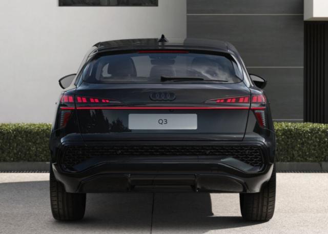 Audi Q3 Sportback Diesel Tdi 150 ch s tronic 7 s line (Dispo Debut Avril)