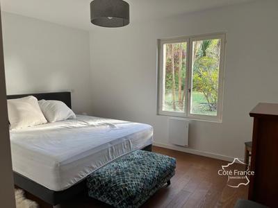 Maison - 184 m² - 5 pièces