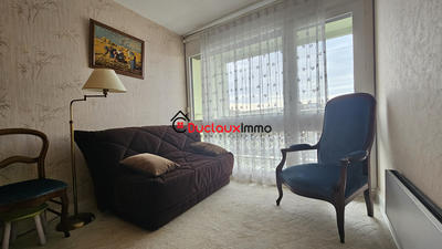 Appartement - 80 m² - 4 pièces