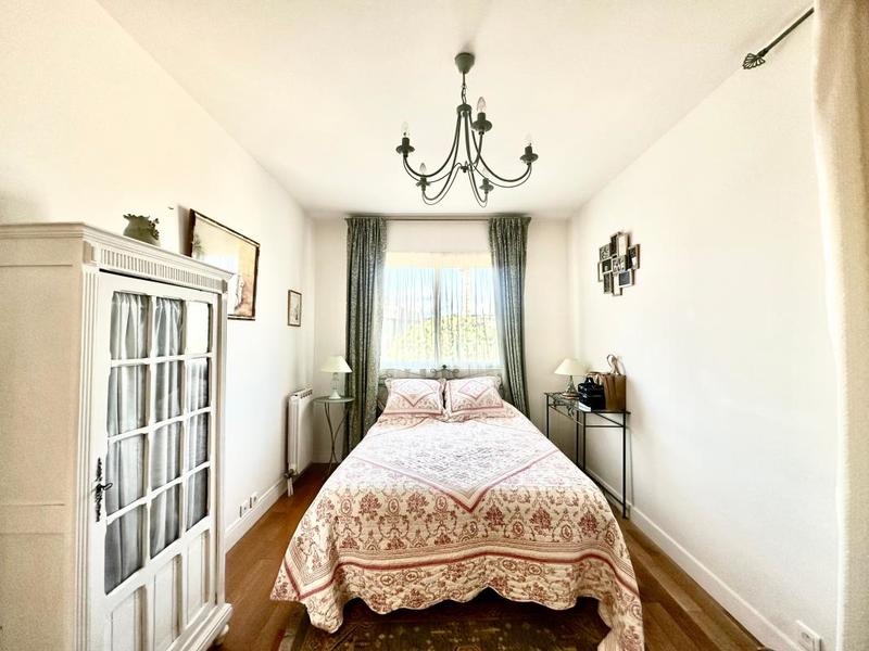 Appartement - 92 m² - 3 pièces