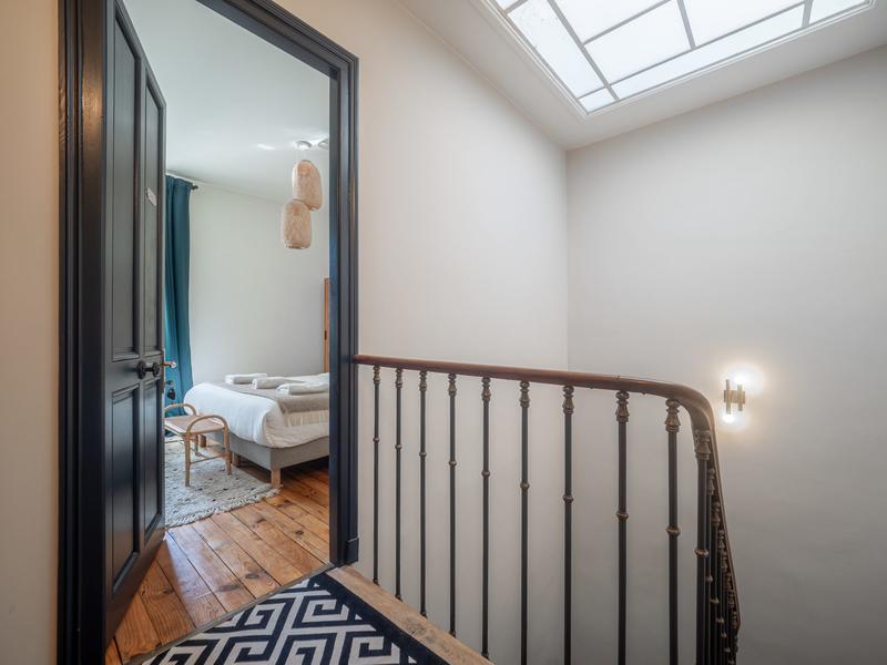 Maison - 207 m² - 8 pièces