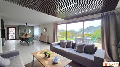 Maison - 180 m² - 7 pièces