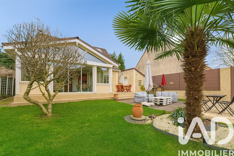 Maison - 143 m² - 7 pièces