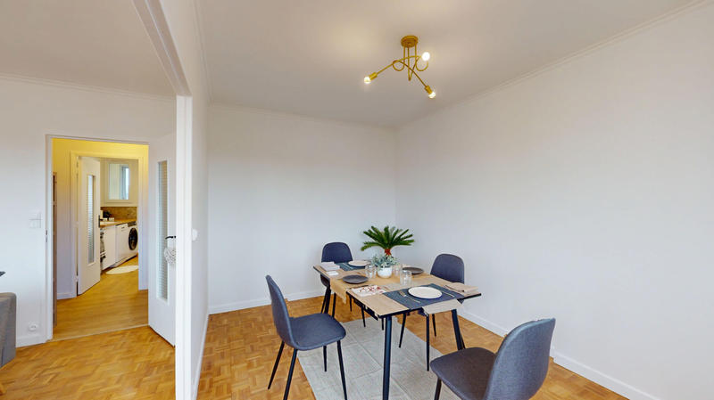 Appartement - 83 m² - 5 pièces