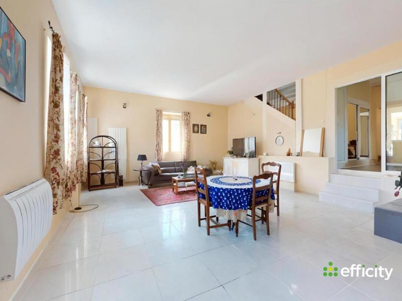 Maison - 152 m² - 5 pièces