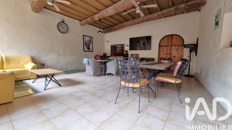 Maison - 430 m² - 12 pièces