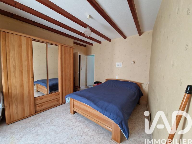 Maison - 389 m² - 9 pièces